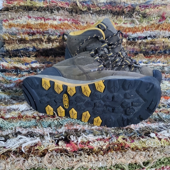 Keen Bryce Mid Hiking Boot - Picture 3 of 5